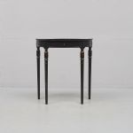 1249 8388 CONSOLE TABLE